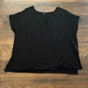 Cable & Gauge Women's Black Top